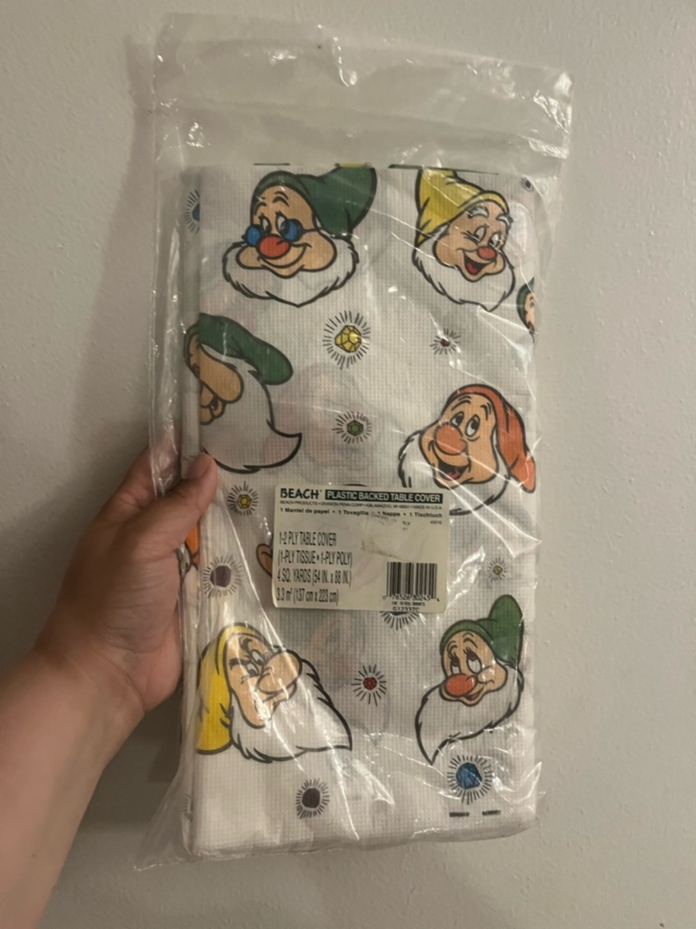 New Vintage Snow White Plastic Backed Tablecloth